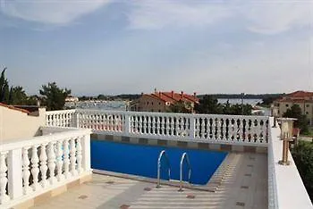 Zibi Hotel