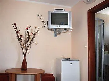 Отель Zibi 2*