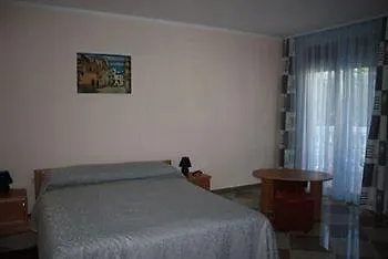 Zibi Отель 2*